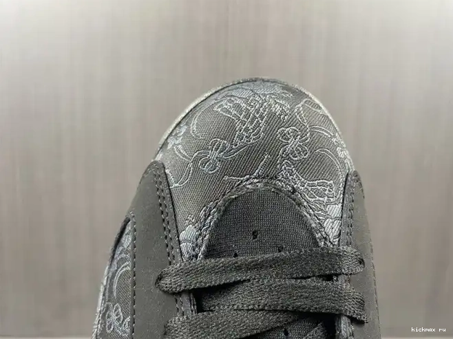 Cheap DB9818-001 SD (W) Triple Black Retro Jordan 6 0511